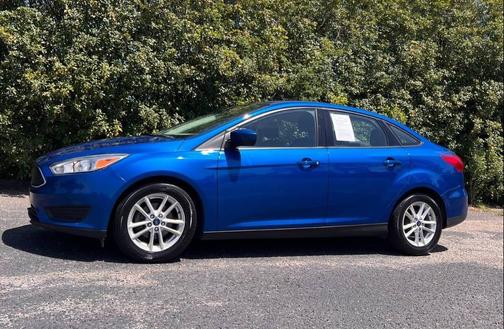 Lightning Blue Metallic 2018 Ford Focus SE