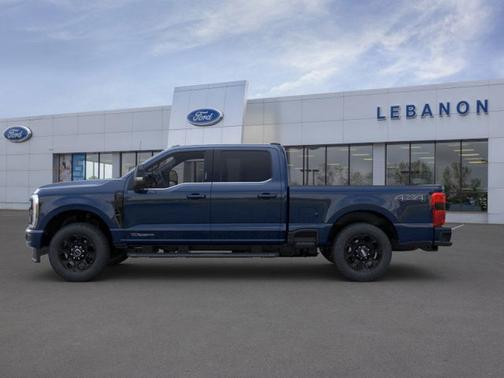 2025 Ford F-350 LARIAT