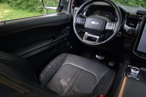 2023 Ford Expedition Platinum