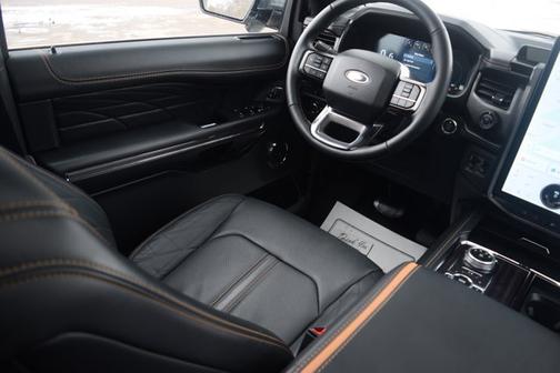 2023 Ford Expedition Max Platinum