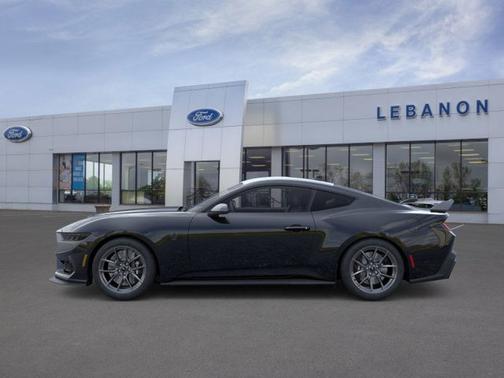 2025 Ford Mustang Dark Horse