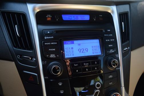 2013 Hyundai SONATA GLS