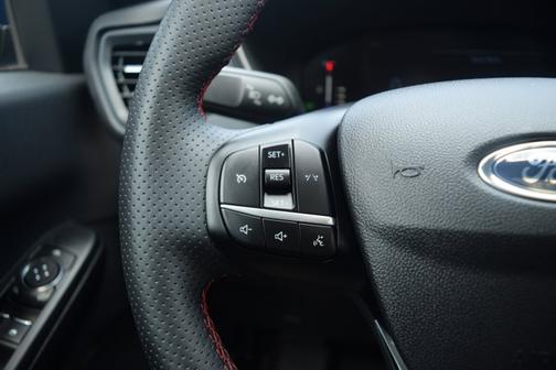 2023 Ford Escape ST-Line Select