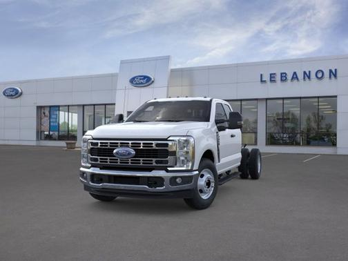 Oxford White 2026 Ford F-350 XL