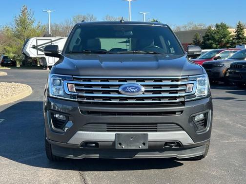 Magnetic 2021 Ford Expedition XLT