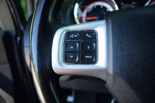 Black Onyx Crystal Pearlcoat 2019 Dodge Grand Caravan R/T