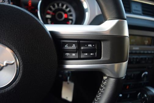 2013 Ford Mustang V6 Premium