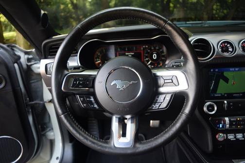 2022 Ford Mustang Mach 1