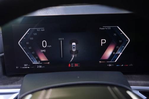 Alpine White 2023 BMW X7 xDrive40i