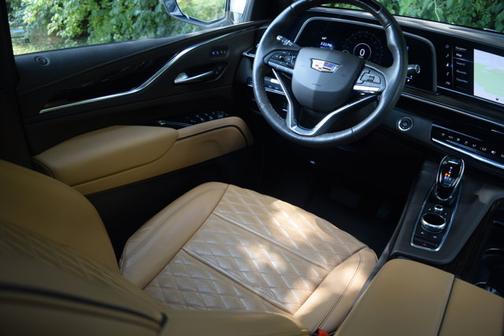 2023 Cadillac Escalade 4WD Premium Luxury