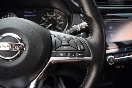2017 Nissan Rogue Sport SL