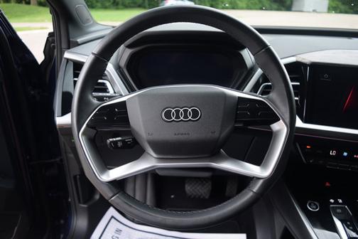 2024 Audi Q4 e-tron Prestige