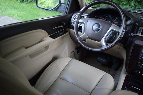 2013 GMC Yukon XL Denali