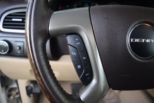 2013 GMC Yukon XL Denali