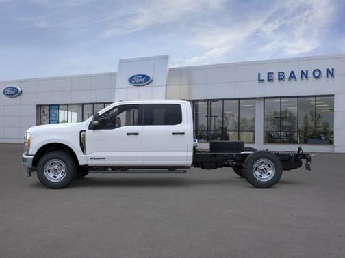 Oxford White 2026 Ford F-350 XL
