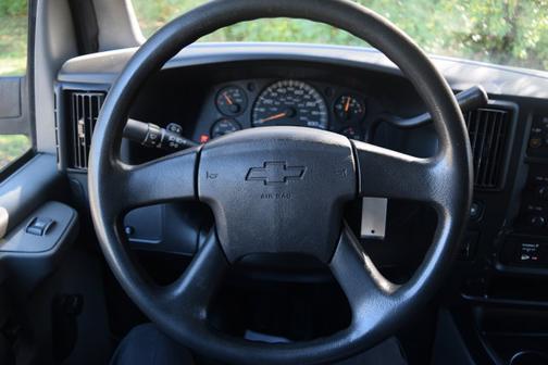 2006 Chevrolet Express 2500 Work Van