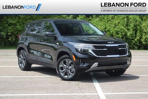 Fusion Black 2025 Kia Seltos LX