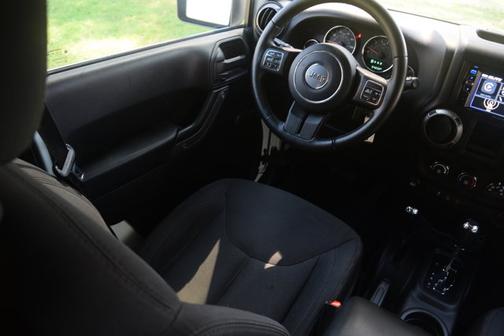 2016 Jeep Wrangler Sport