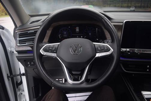 2024 Volkswagen Atlas 2.0T SEL Premium R-Line