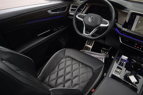 2024 Volkswagen Atlas 2.0T SEL Premium R-Line
