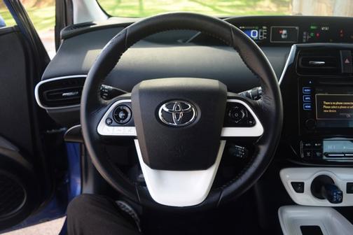 2016 Toyota Prius Three