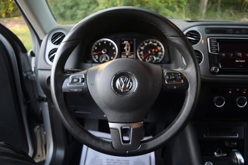 2017 Volkswagen Tiguan Limited 2.0T