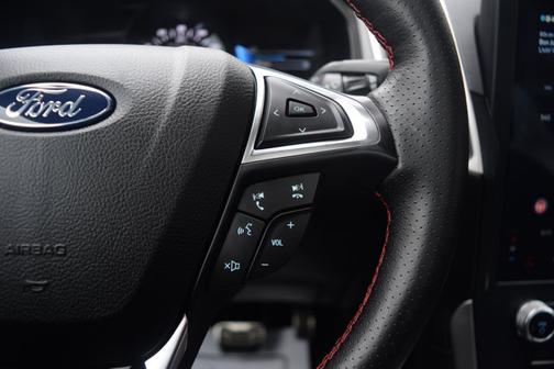 2023 Ford Edge ST Line