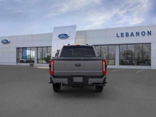 2025 Ford F-350 LARIAT