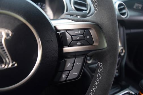 2018 Ford Shelby GT350 Base