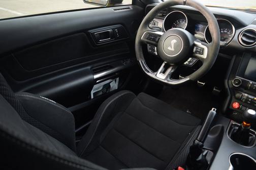 2018 Ford Shelby GT350 Base