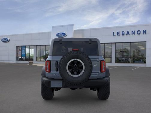 Azure Gray Metallic Tri-Coat 2025 Ford Bronco Badlands