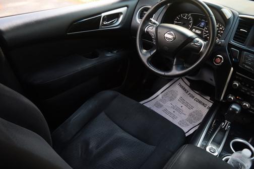 2015 Nissan Pathfinder SV