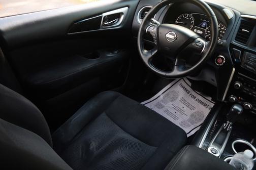 2015 Nissan Pathfinder SV