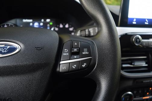 2022 Ford Escape SE Hybrid