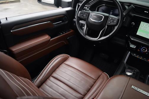 2024 GMC Sierra 2500 Denali