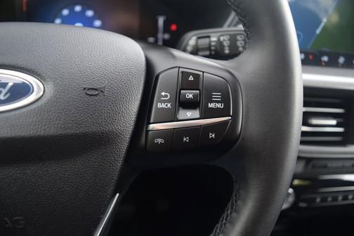 Agate Black Metallic 2024 Ford Escape Active