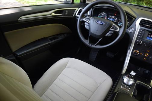 2019 Ford Fusion S