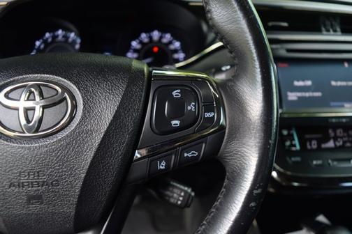 2018 Toyota Avalon XLE