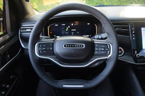 2024 Jeep Wagoneer Series II