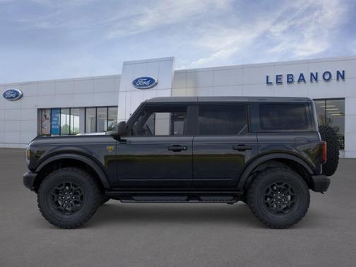 Shadow Black 2026 Ford Bronco Badlands