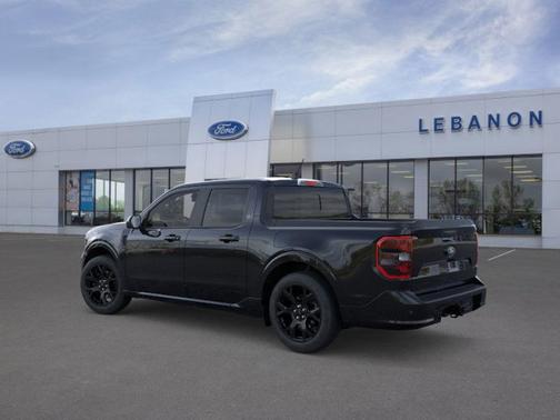 2025 Ford Maverick Lobo Standard