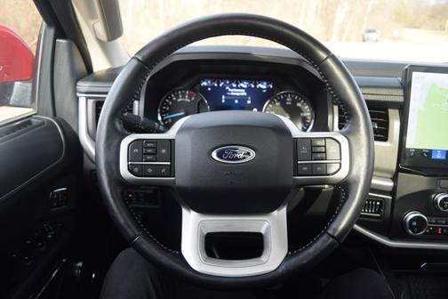 2022 Ford Expedition Max XLT