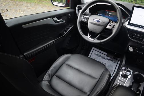 2023 Ford Escape Platinum