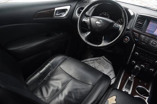 2015 Nissan Pathfinder SL