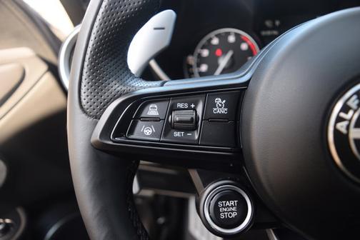 2022 Alfa Romeo Giulia Veloce