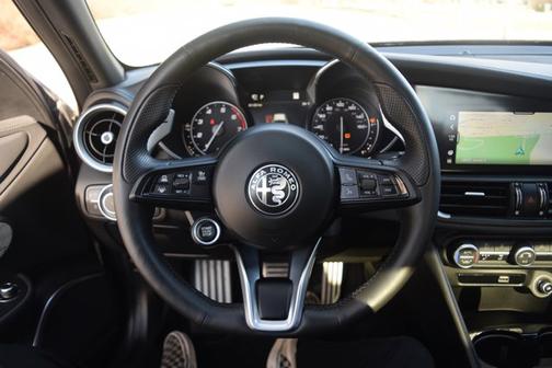 2022 Alfa Romeo Giulia Veloce