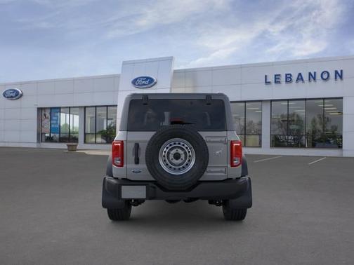 Avalanche Gray 2026 Ford Bronco Base