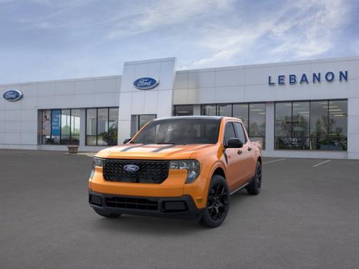 Orange Fury Metallic Tri-Coat 2026 Ford Maverick XLT
