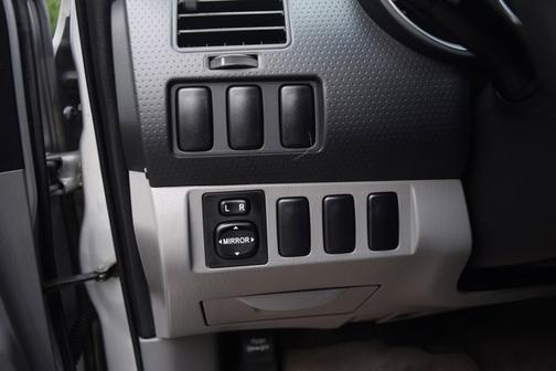 2007 Toyota Tacoma Base