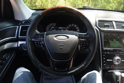 Platinum Dune Metallic Tri-Coat 2018 Ford Explorer Platinum